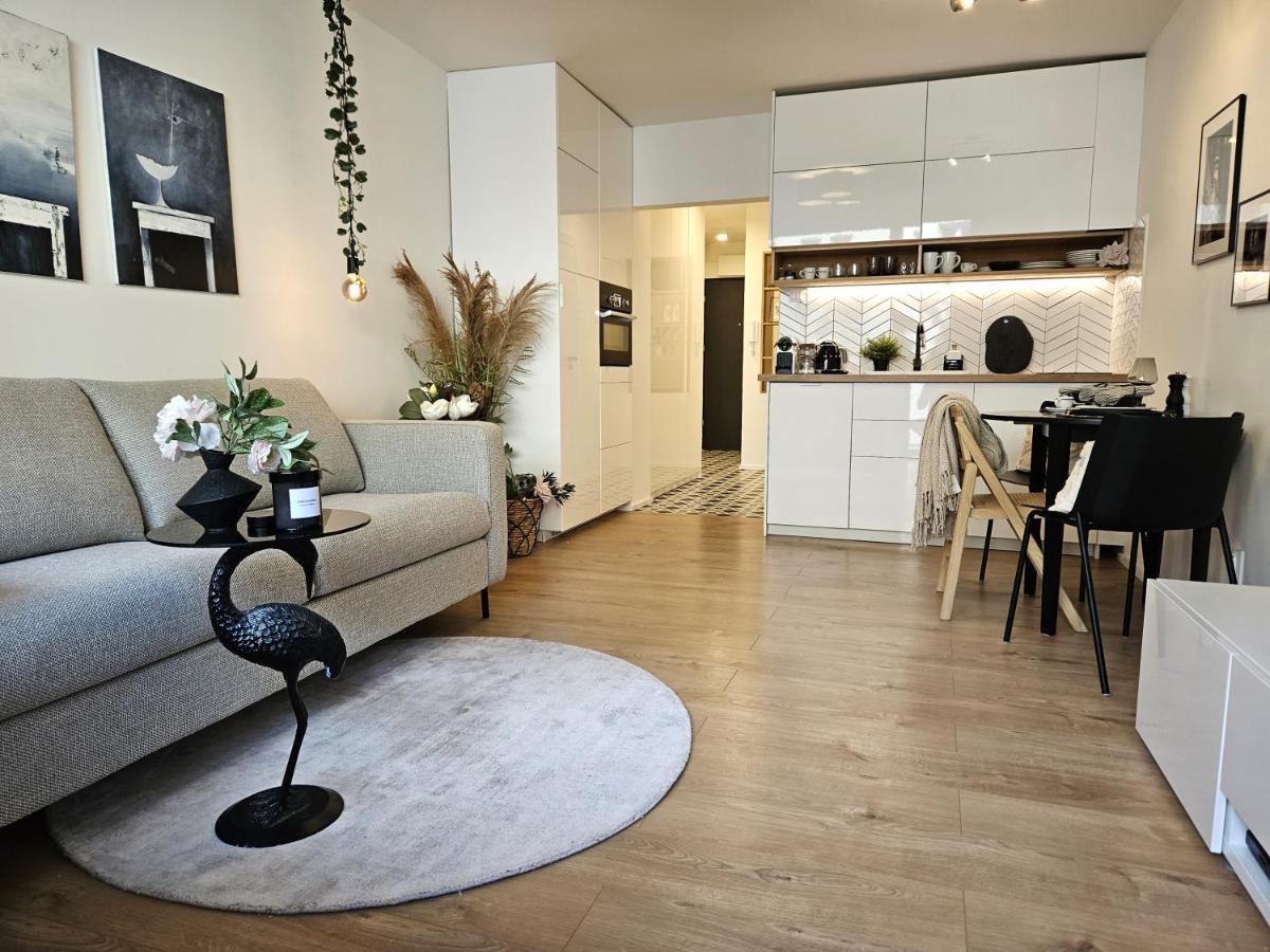 Design In Old Town-free Parking-balcony Apartman Pozsony