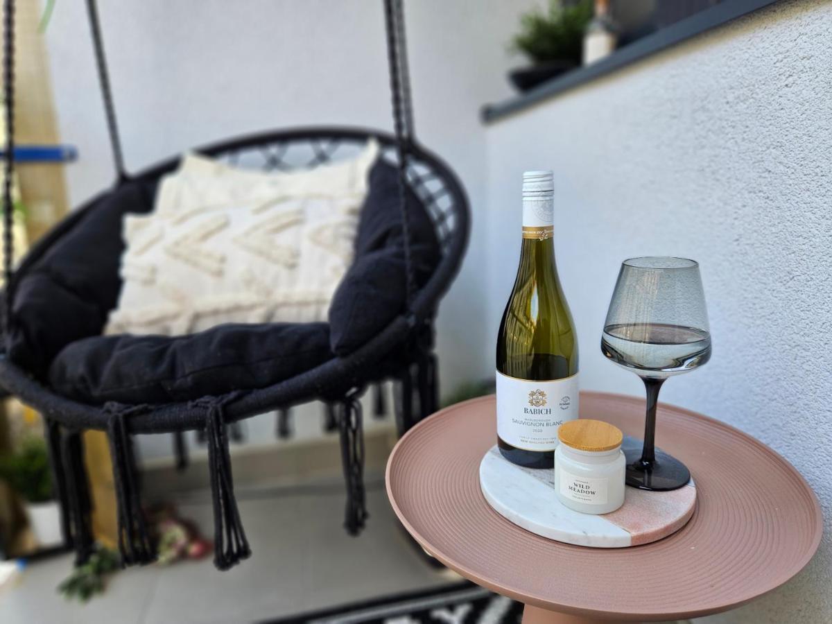 Design In Old Town-free Parking-balcony Apartman Pozsony