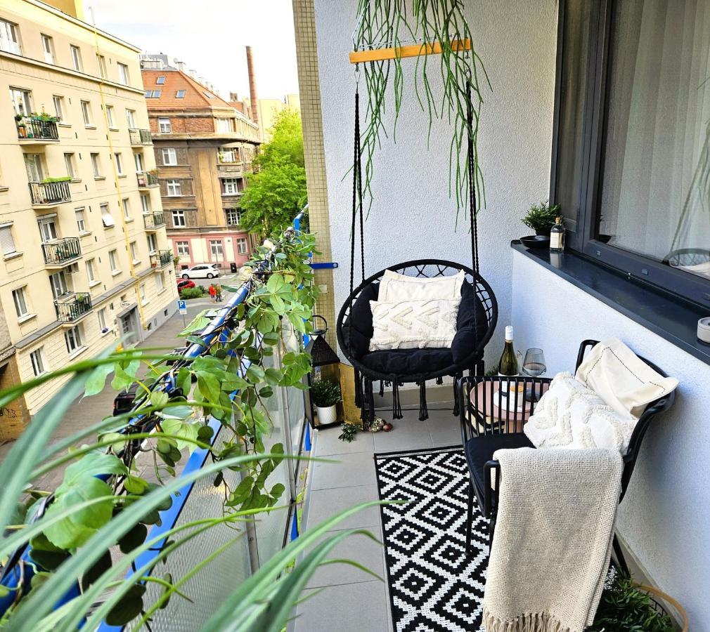 Design In Old Town-free Parking-balcony Apartman Pozsony